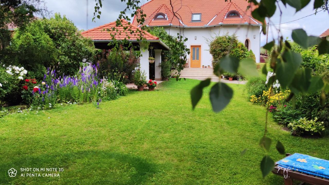 Frutta Villa Cserszegtomaj Esterno foto